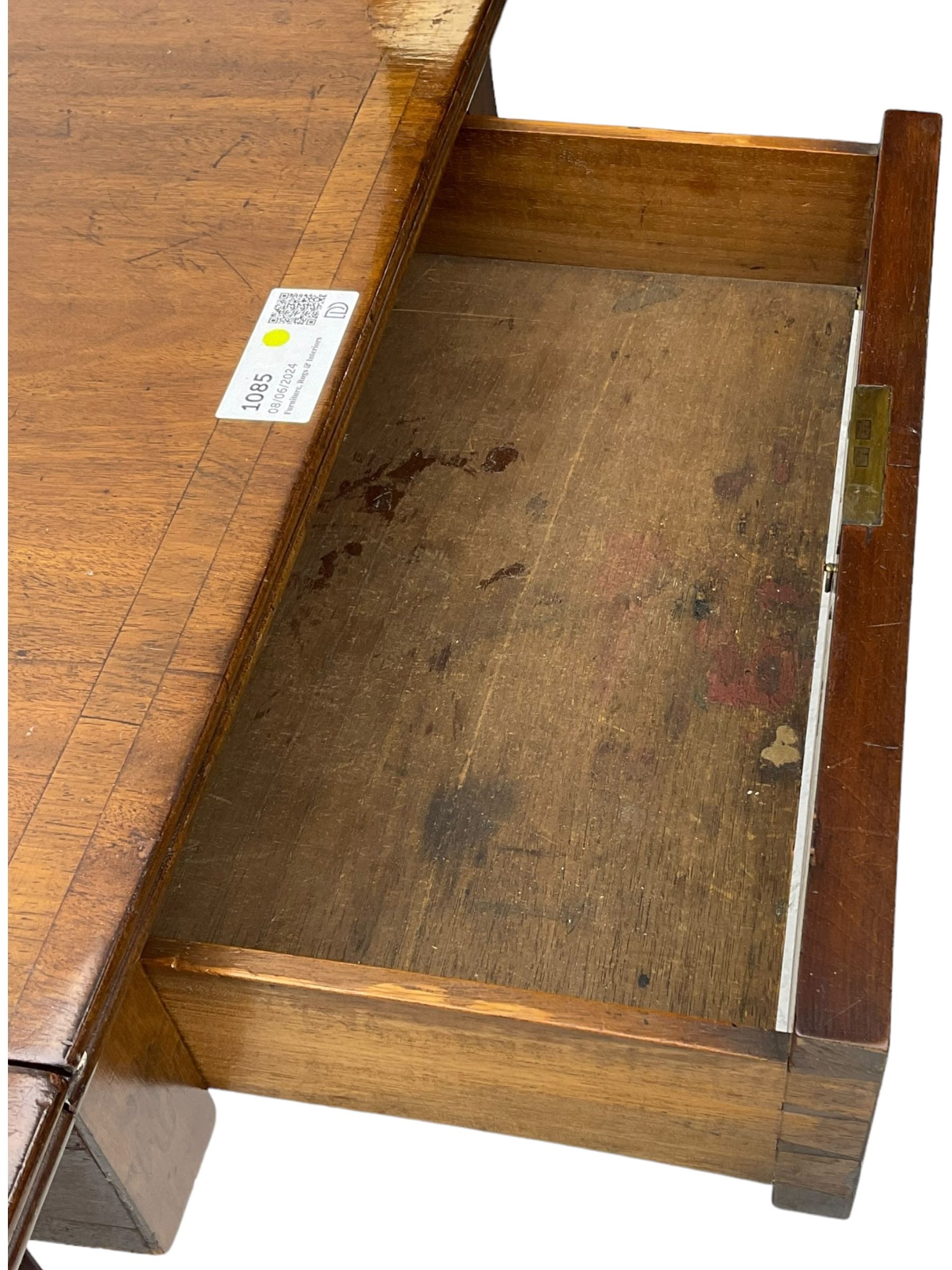 Early 19th century mahogany supper table, rectangular reed moulded drop-leaf top with rounded corners, fitted with single end drawer, on turned pedestal with four out-splayed supports with brass paw castors 