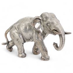 Elizabeth II model of an Indian elephant, hallmarked Camelot Silverware, Sheffield 1999, H15.5cm