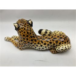 Ronzan model of a recumbent leopard, H15cm, L40cm