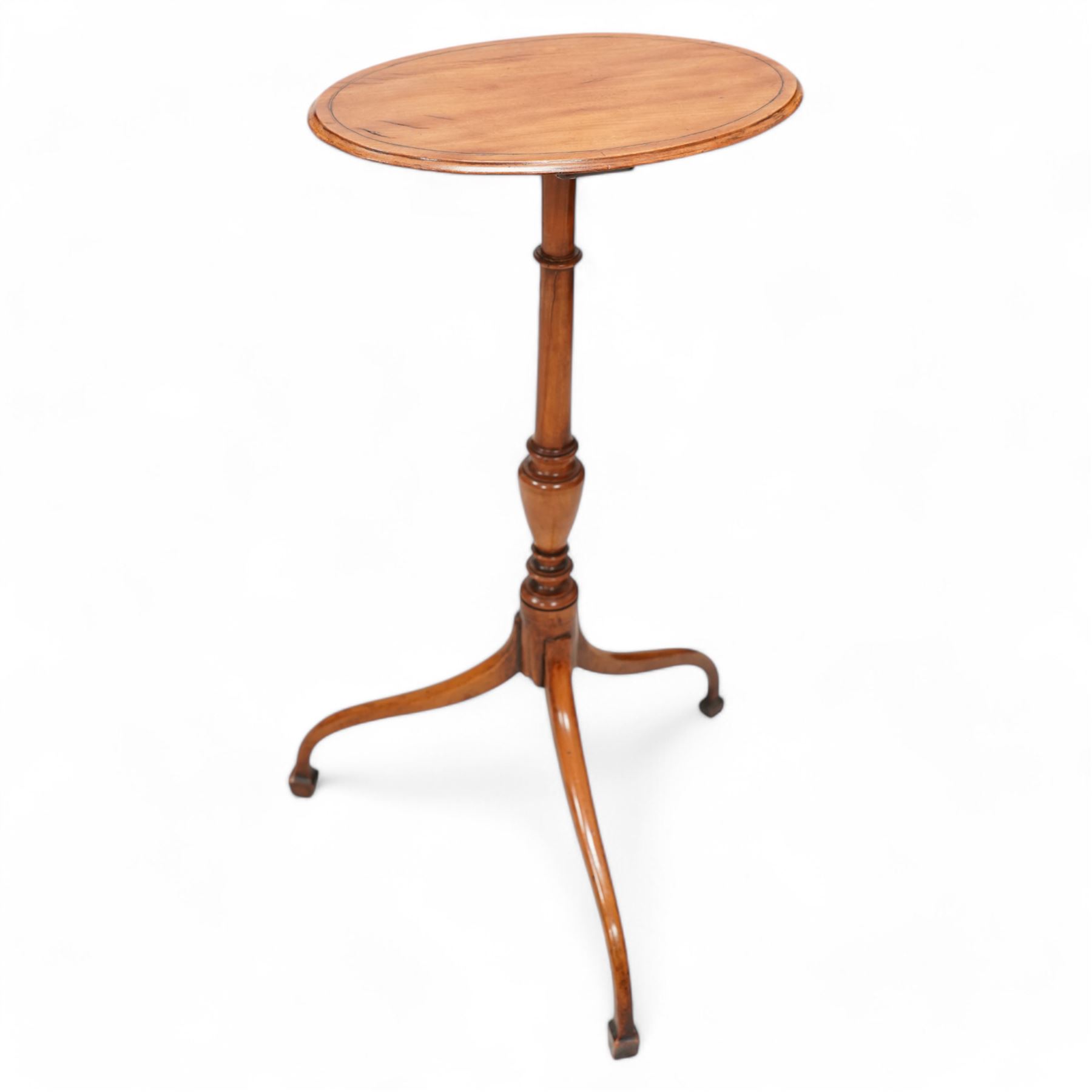 19th century satinwood tripod wine table, moulded oval top inlaid with boxwood and ebony stringing, fine turned vasiform column, three splayed supports with spade feet