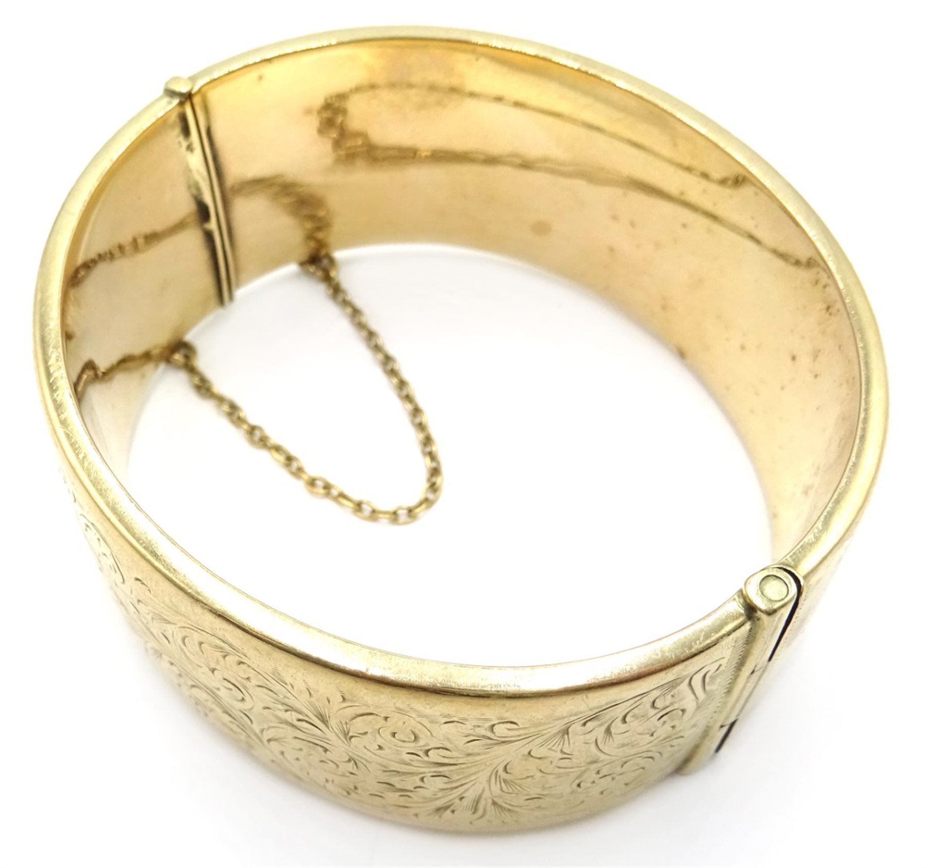 9ct gold hinged bangle, engraved leaf design approx 37.6gm - Jewellery ...