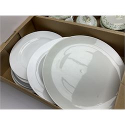 Collection of tea and dinnerwares to include Wedgwood Campion, etc in five boxes 