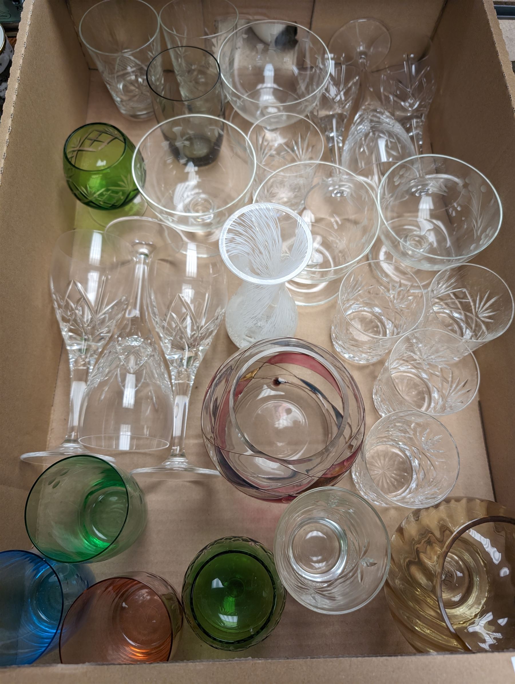 Collection of glassware, to include coloured drinking glasses, Caithness vase, etc