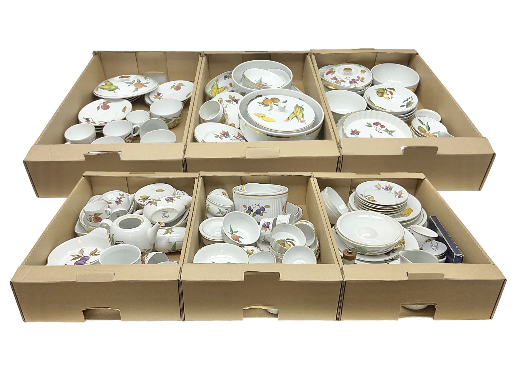 Extensive collection of Royal Worcester Evesham pattern tea and dinner service and other items, to include teapot, covered serving dishes, oval serving dishes, dinner plates, side plates etc