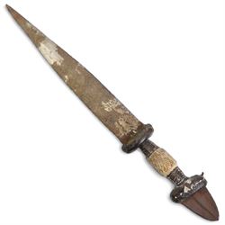 North African arm dagger with leather scabbard, blade length 19cm and a South American hunting knife, the ricasso marked 'Rio Branco', blade length 18cm (2) 