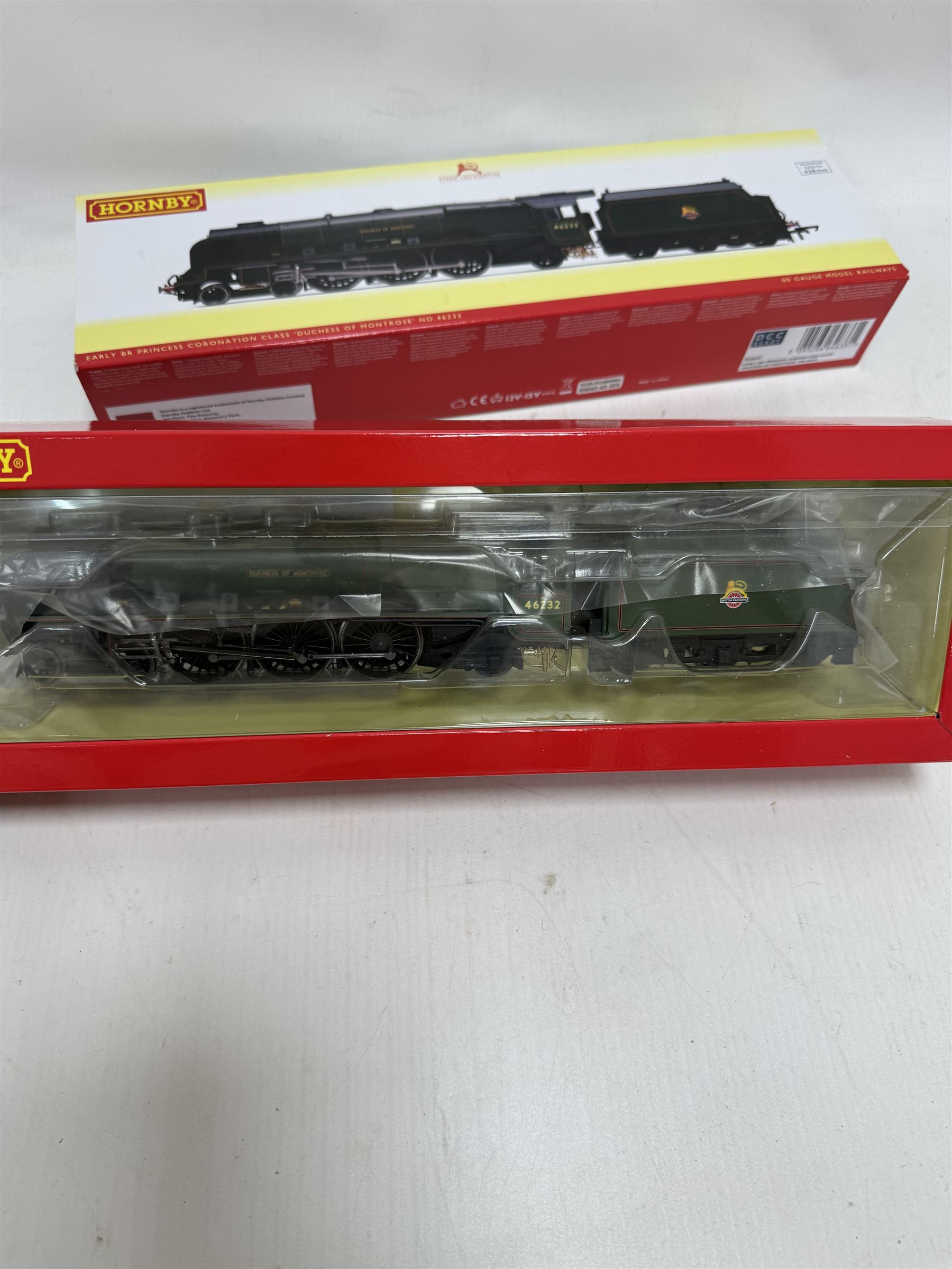 Hornby '00' gauge locomotive R362 Early BR Princess Coronation Class 4-6-2 Duchess of Montrose no. 46232, boxed 