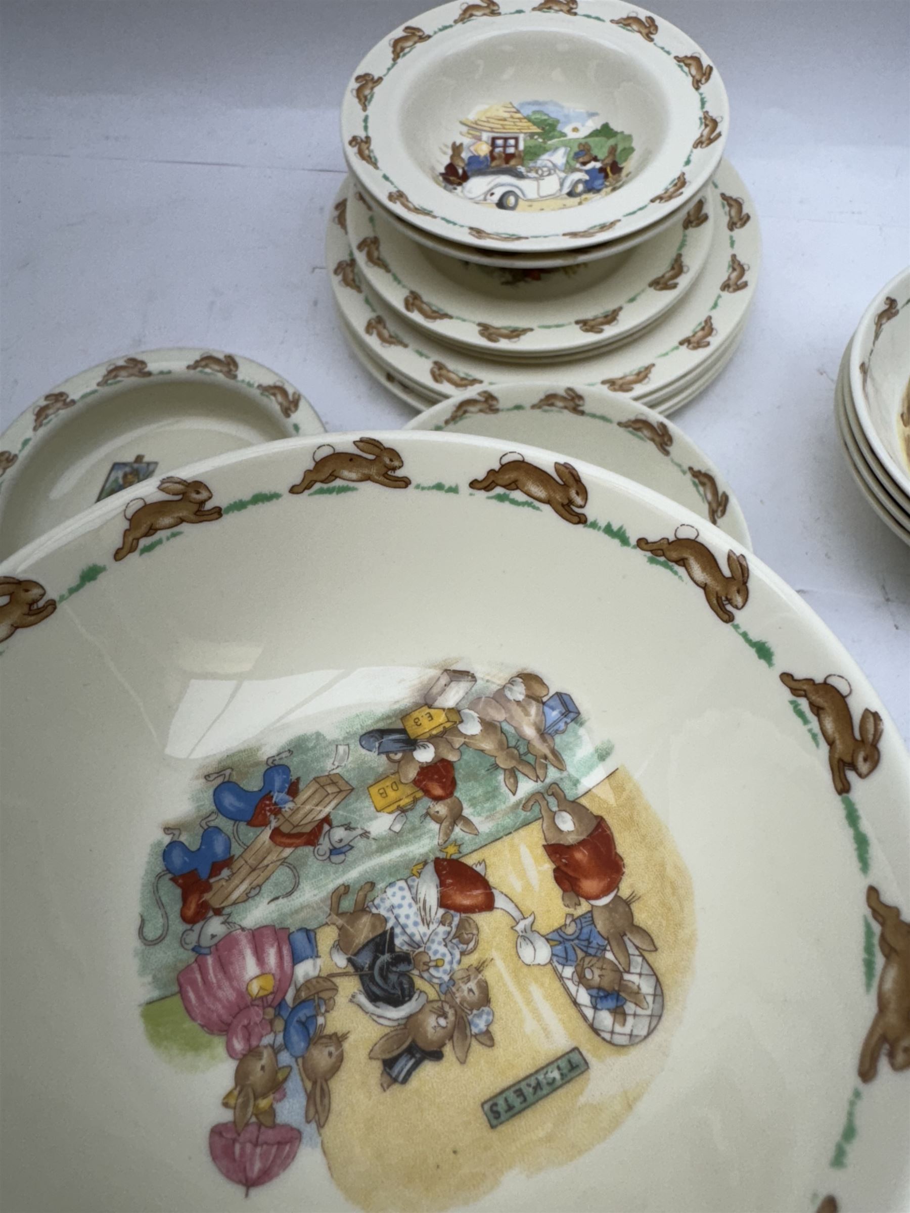 Royal Doulton bunny dinner wares, including four baby bowls, plates of various sizes, bowls etc 