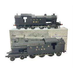 ‘00’ gauge - kit built NER/LNER H1 Class 4-4-4T steam locomotive no.2161 finished in LNER black with DJH Models box; together with a further kit built 4-4-2T steam locomotive no.2146 finished in LNER black (2)