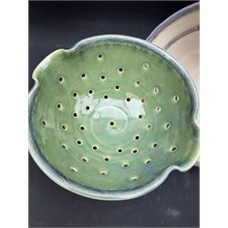 Studio pottery bowl of conical form, with blue band to the rim, together with Arwyn Jones dish, D20cm