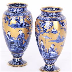 Pair of Foley blue and gilt Chinoiserie pattern vases, H17cm