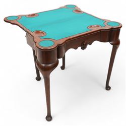 Victorian mahogany games table, shaped form, fold-over top enclosing baize-lined playing s...