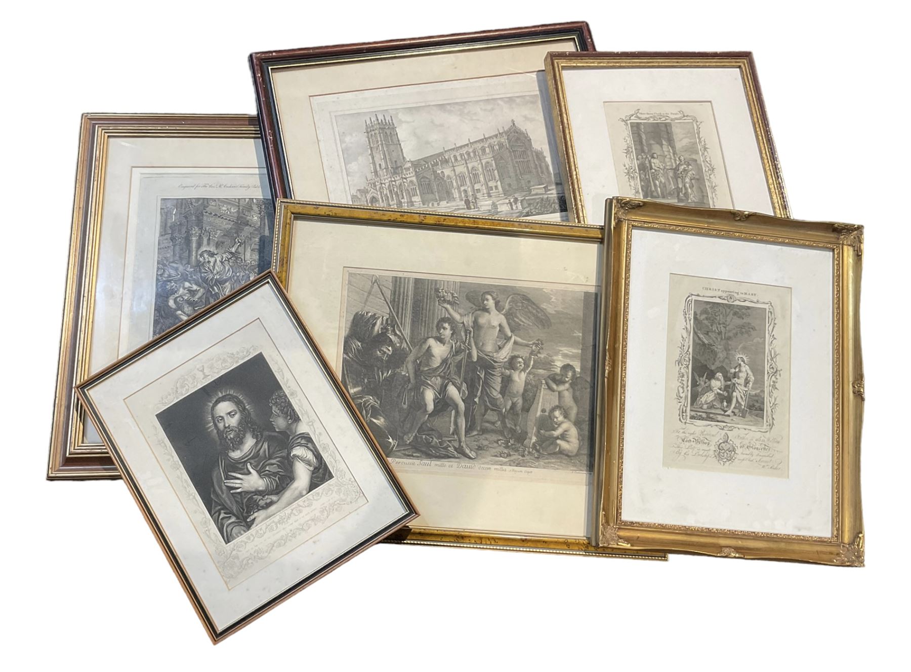 Large collection of 18th/19th century engravings and etchings, of primarily portraits and landscape scenes (in one box)