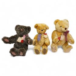 Hermann limited edition blonde plush teddy with growler 1990 1048/2000 and two other Herma...