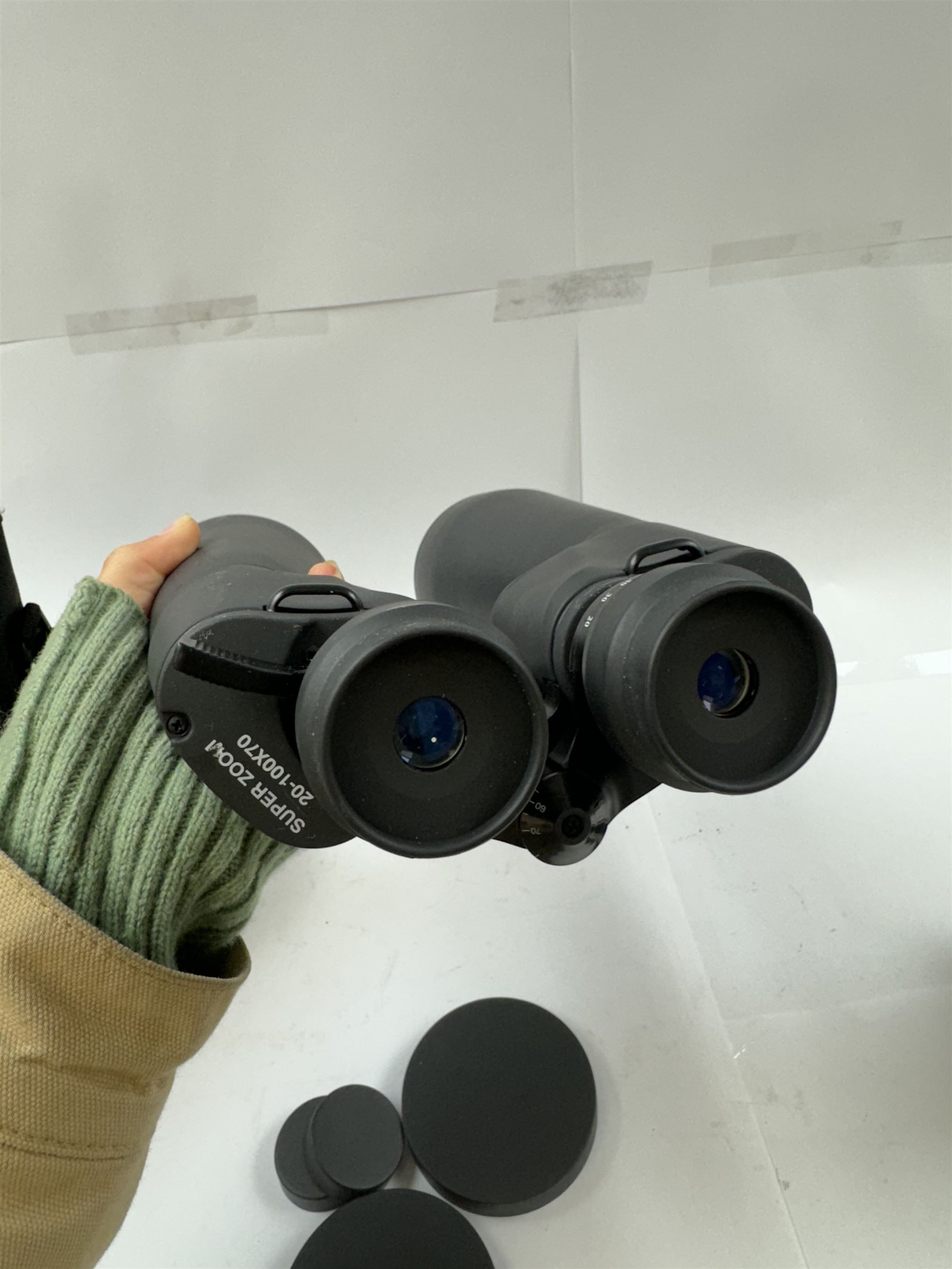 Praktica Super Zoom 20-100x70 binoculars, with lens caps, in soft carry case