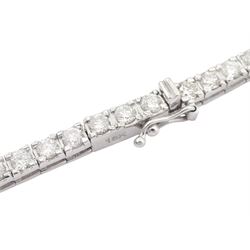 18ct white gold graduating round brilliant cut diamond necklace, stamped, total diamond weight approx 11.35 carat