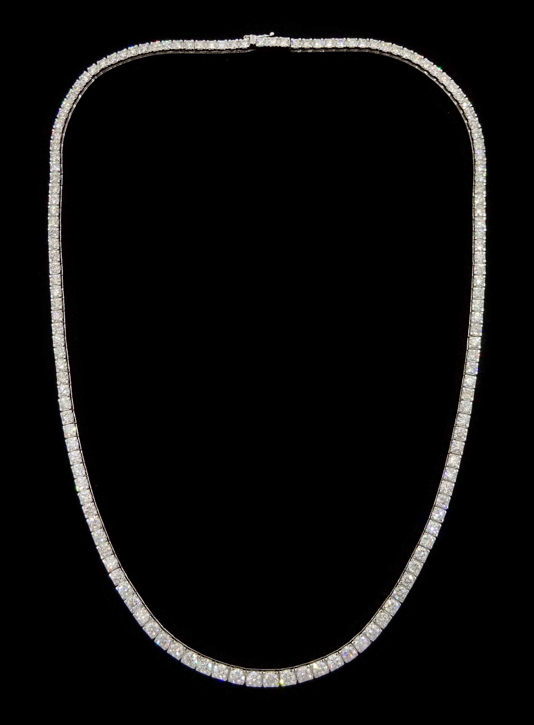 18ct white gold graduating round brilliant cut diamond necklace, stamped, total diamond weight approx 11.35 carat