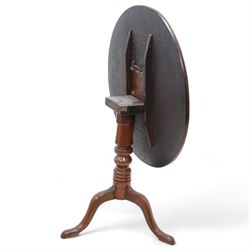 Georgian mahogany tripod table, circular tilt-top on turned column with three out splayed supports 