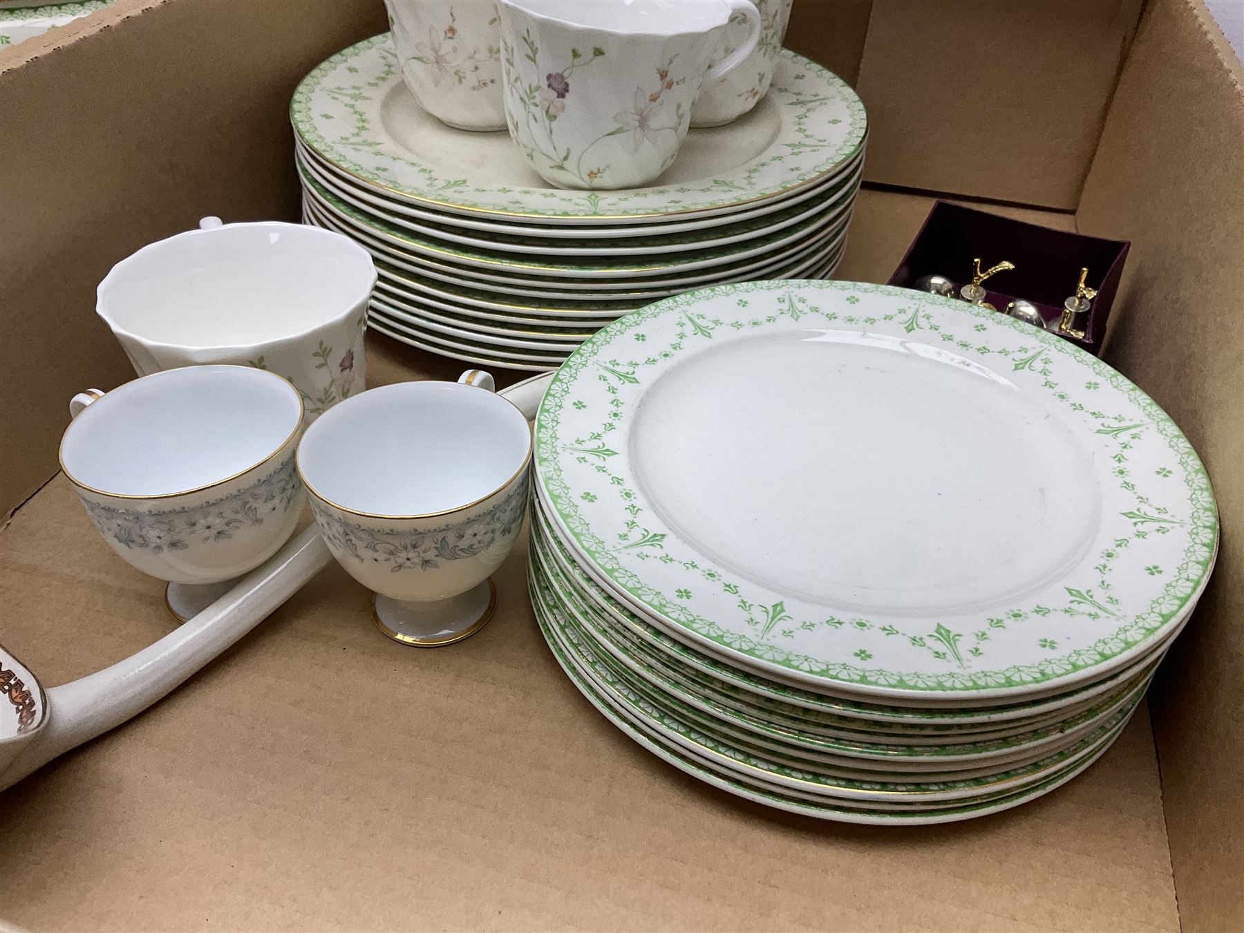 Collection of tea and dinnerwares to include Wedgwood Campion, etc in five boxes 