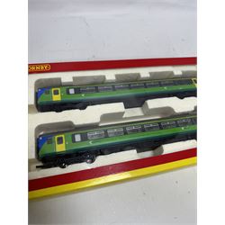 Hornby '00' gauge R2511 Central Trains Class 156 2-Car DMU, boxed