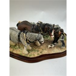 Border Fine Arts Homeward Bound, model No. B1029 by Anne Wall, on wood base, H17cm