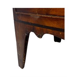 Early 19th century mahogany bow-front chest, fitted with two short over three long graduated cockbeaded drawers, each with turned wooden knobs and bone escutcheon, raised on splayed bracket supports