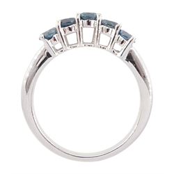 14ct white gold five stone round brilliant cut fancy blue diamond ring, stamped 14K, total diamond weight approx 1.00 carat 