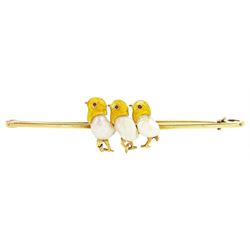 Early 20th century 15ct gold pearl and enamel three chick brooch