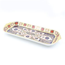 Royal Crown Derby Old Imari pattern 1128 tray, of rectangular form with gilt handles, with printed mark beneath, L32.5cm, W14cm