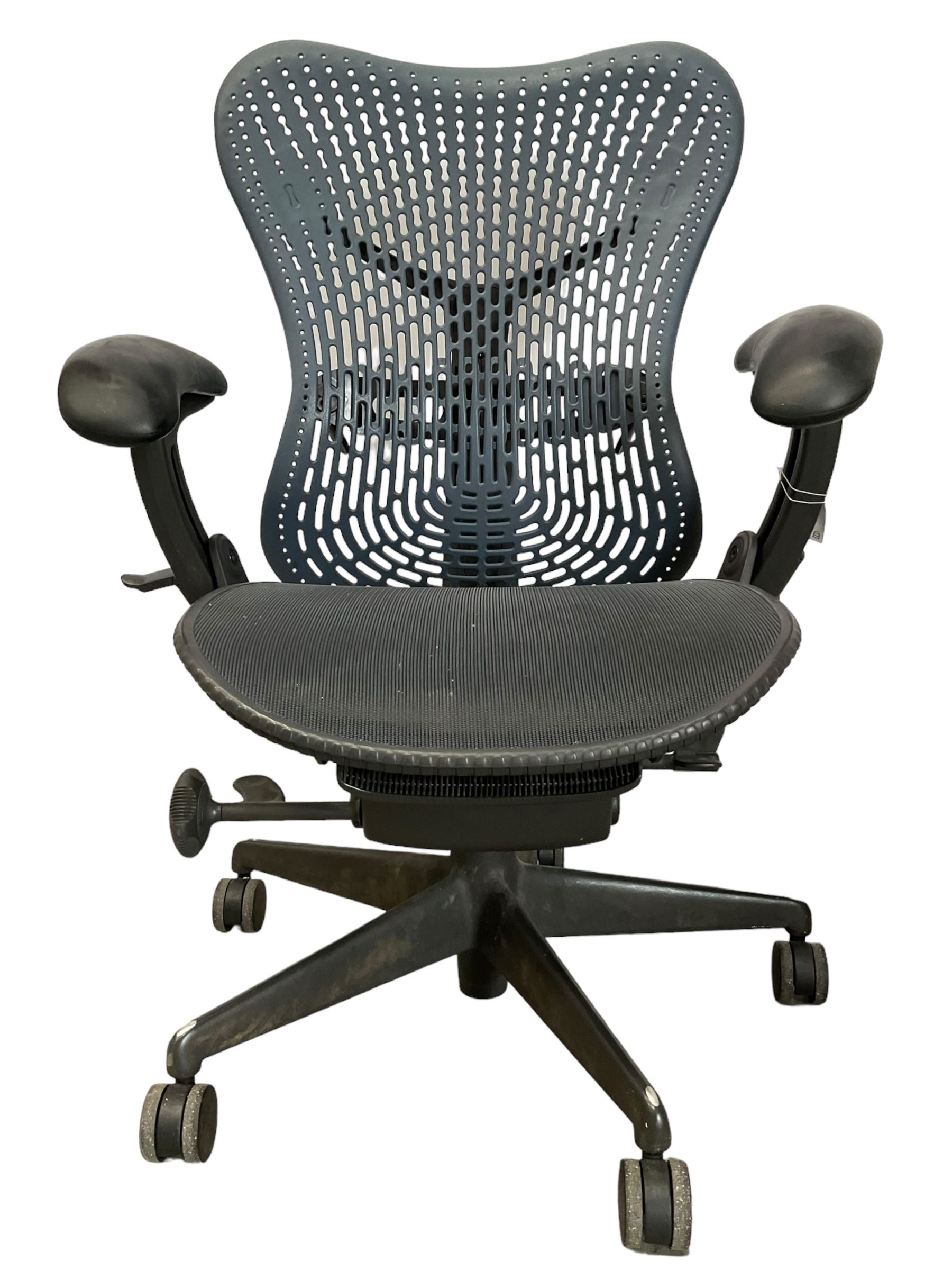 Herman Miller ergonomic swivel office desk chair