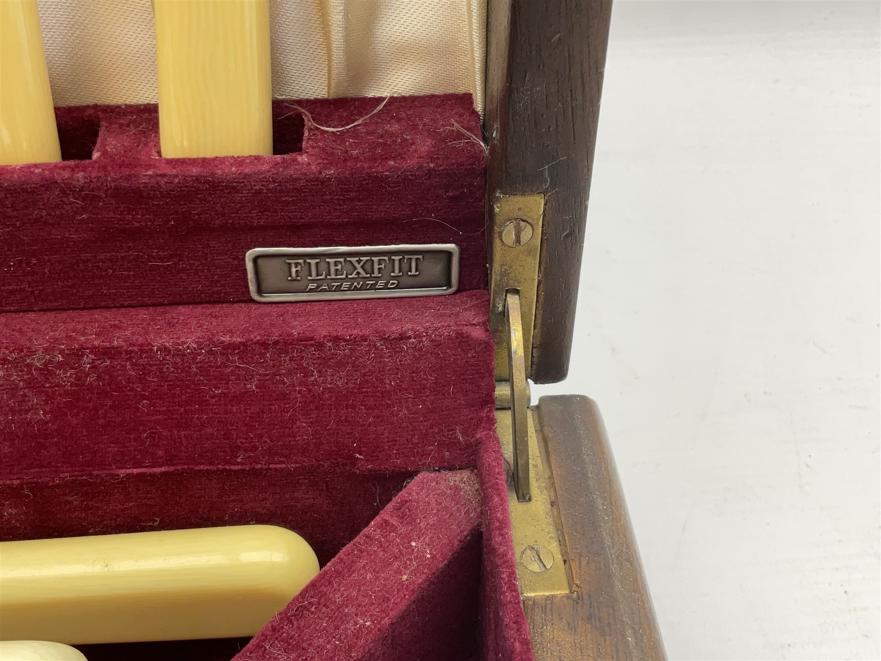 Canteen of cutlery for six place settings, contained within fitted oak case