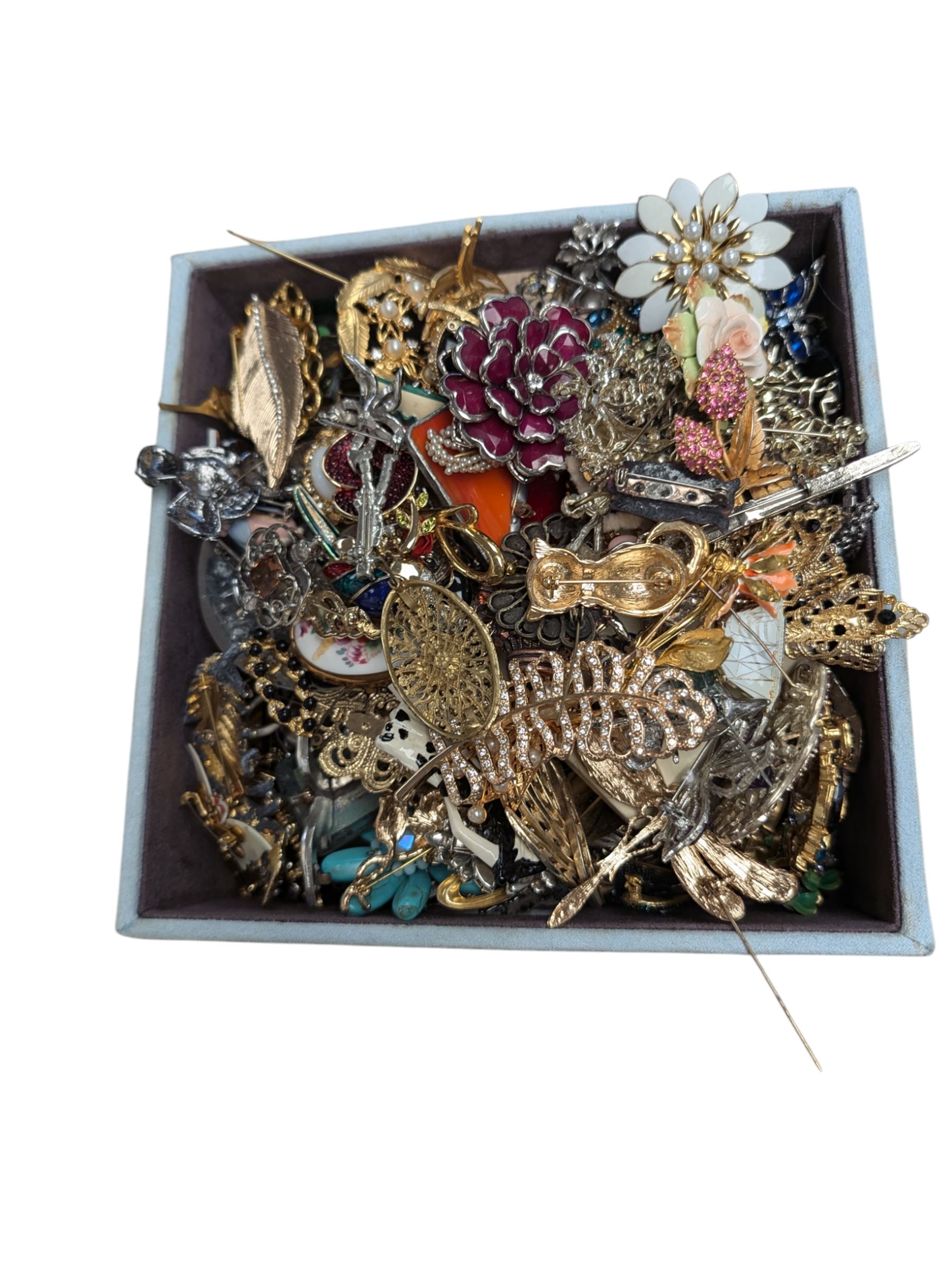 Large collection of costume brooches, including vintage, animal and novelty examples