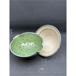 Studio pottery bowl of conical form, with blue band to the rim, together with Arwyn Jones dish, D20cm