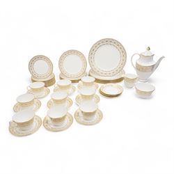 Minton 'Jubilee' pattern dinner and tea wares comprising seven dinner plates, six side pla...