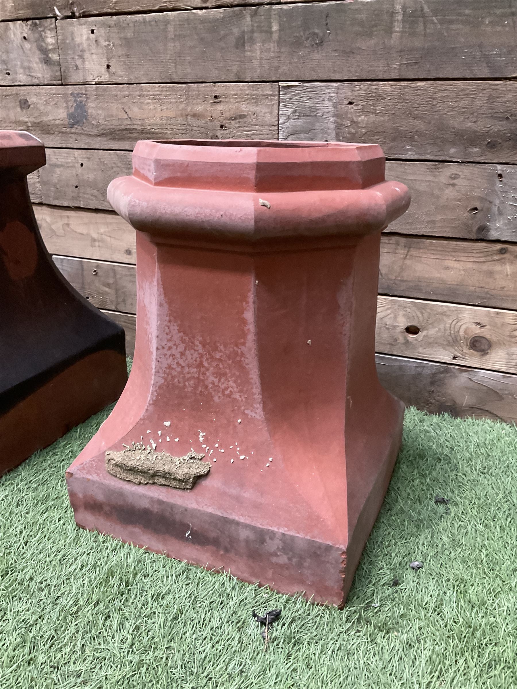 Set of three terracotta chimney pots - THIS LOT IS TO BE COLLECTED BY APPOINTMENT FROM DUGGLEBY STORAGE, GREAT HILL, EASTFIELD, SCARBOROUGH, YO11 3TX