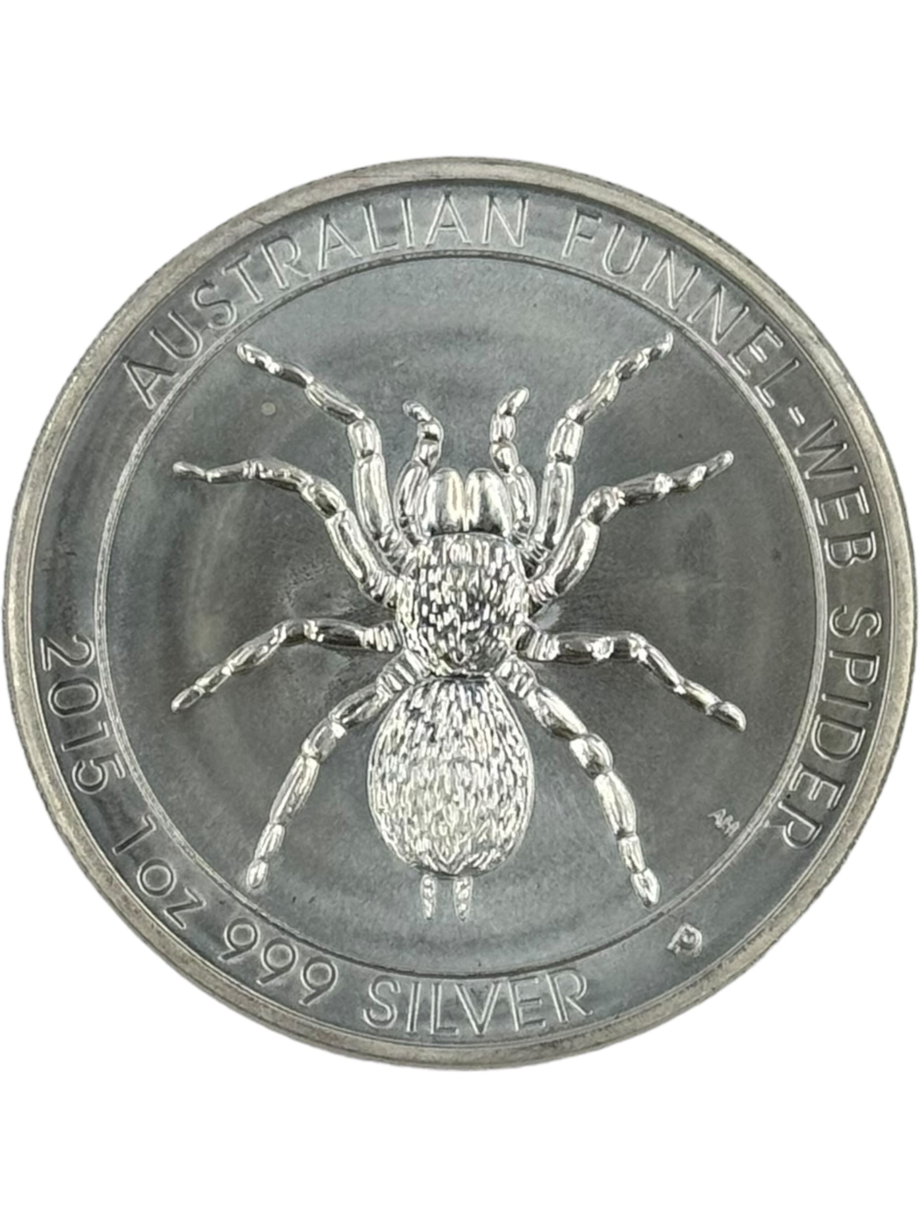 Nine Queen Elizabeth II Australia one ounce fine silver one dollar coins, including 2014 'Saltwater Crocodile', 2015 'Funnel Web Spider', 2018 'Kangaroo', 2020 '30th Anniversary Kookaburra' etc