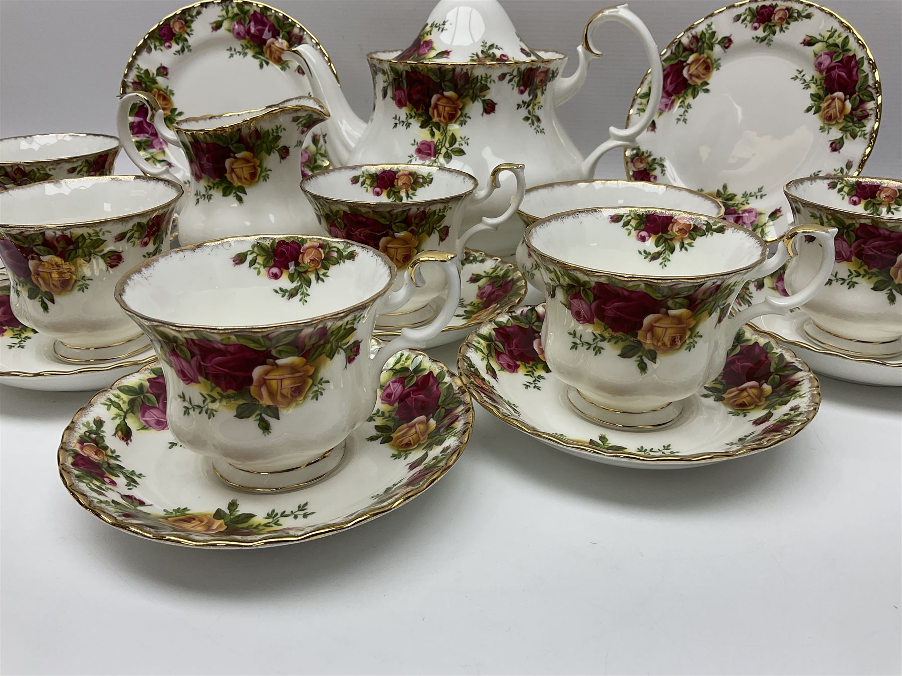 Royal Albert Old Country Roses pattern tea set for six, comprising teapot, milk jug, open sucrier, dessert plates, cups and saucers (21)