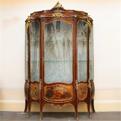 Large early 20th century French gilt metal mounted vitrine, serpentine and bombe form, C-s...