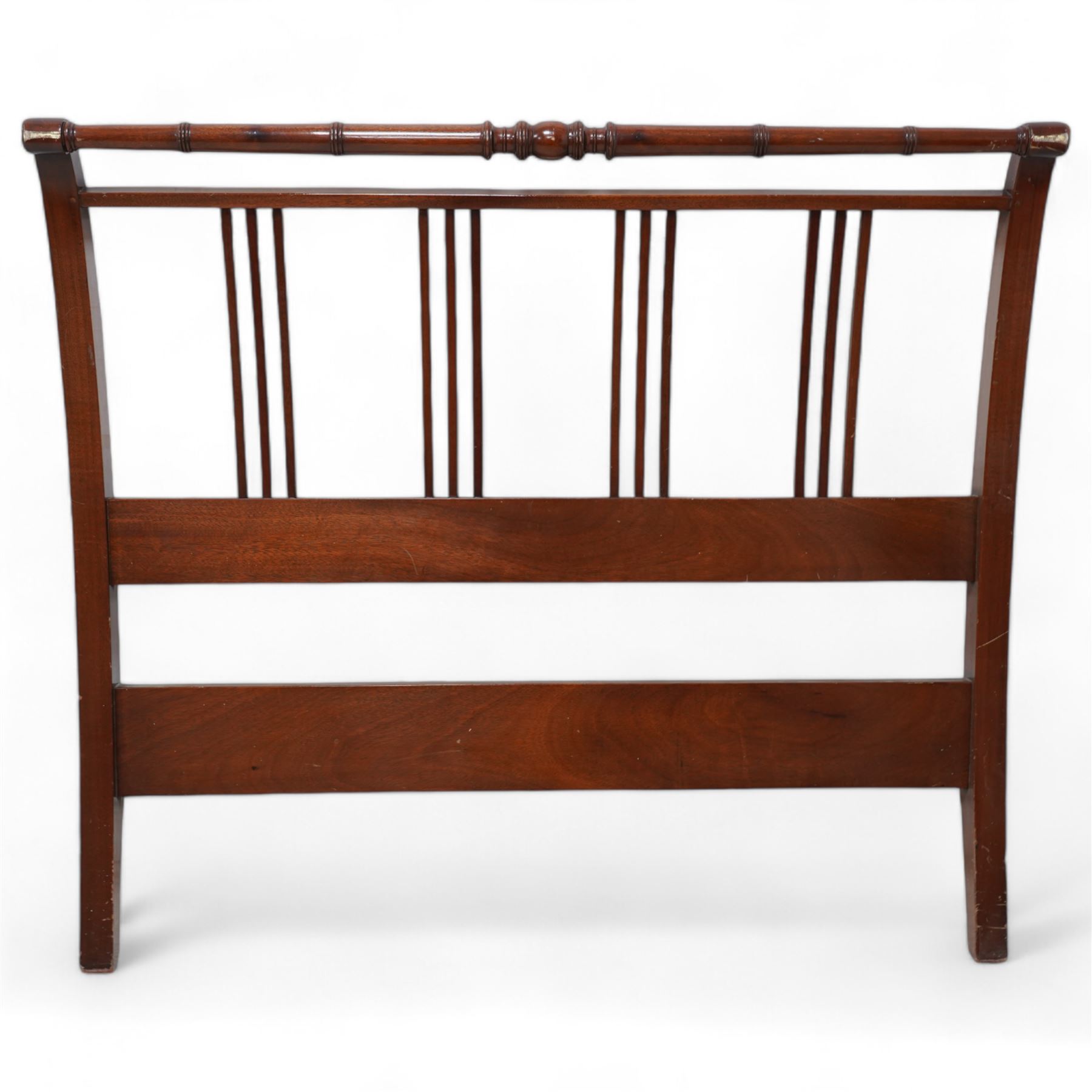 Early 20th century mahogany 4' bedstead, ring turned rail over vertical slats and moulded uprights 