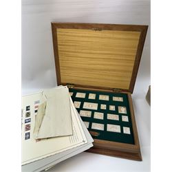 The Stamps of Royalty, Hallmark Replicas Limited, collection of twenty-five silver stamp ingots, set no. 4270, in presentation case with certificates