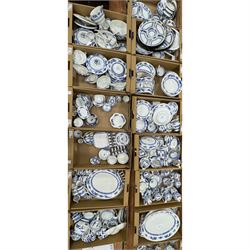 Extensive tea and dinner service of Booths and Cauldon dragon pattern, including, teapots, coffee pots, jugs, toast racks, bowls, dinner plates, platters, soup tureen etc 