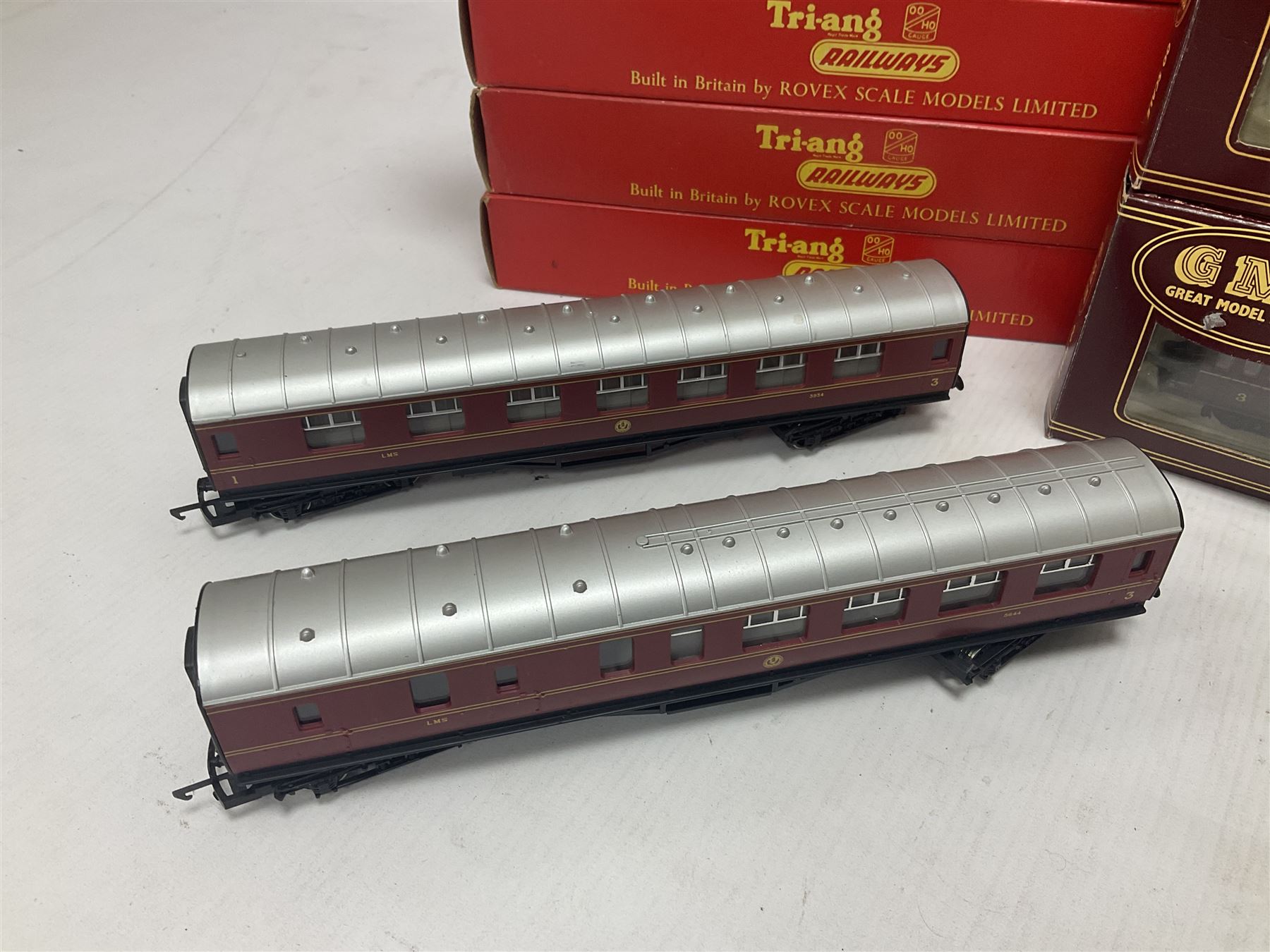 Various makers ‘00’ gauge - twenty three passenger coaches to include buffet cars, sleeping cars, utility van, Pullman coaches etc; mostly Hornby/Tri-Ang boxed (23) 