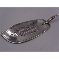 George IV Irish silver Fiddle pattern fish slice, with pierced blade, hallmarked William Cummins, Dublin 1826, L31.5cm