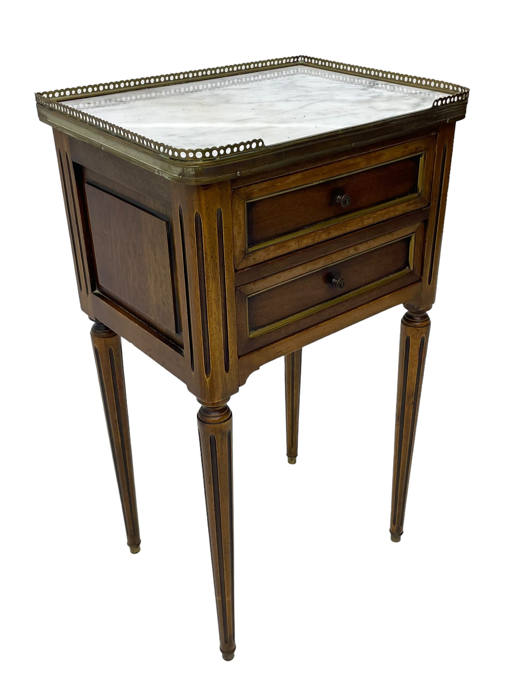 Pair of French design mahogany and marble bedside lamp tables, rectangular white marble top with raised brass gallery, fitted with two drawers, sunken facias with applied brass edging, panelled sides, on turned and fluted tapering supports 