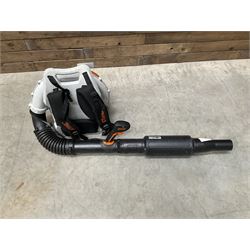 Stihl BR-500 petrol backpack leaf blower