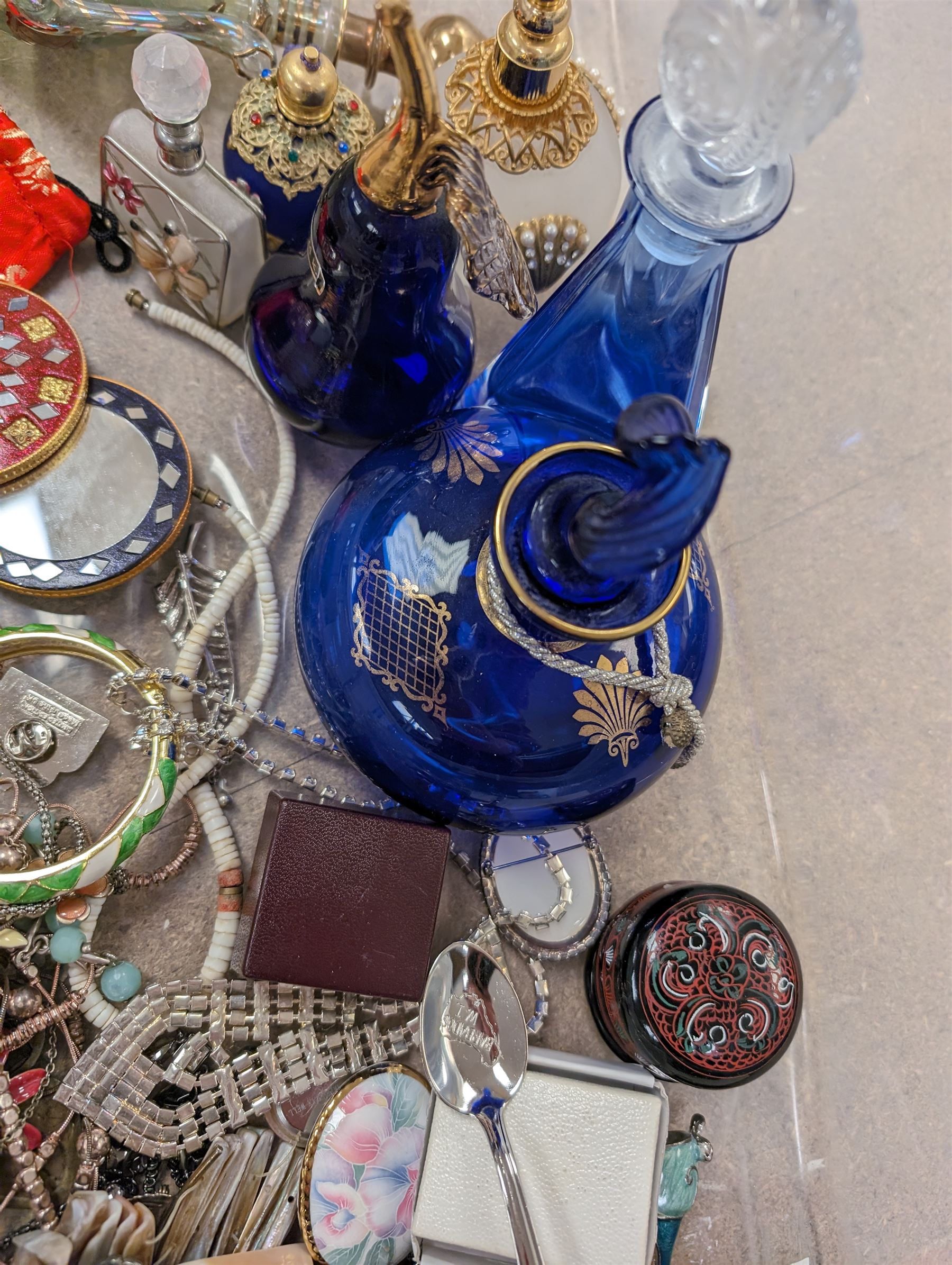 Seven scent bottles, including glass examples, collection of costume jewellery and other collectables