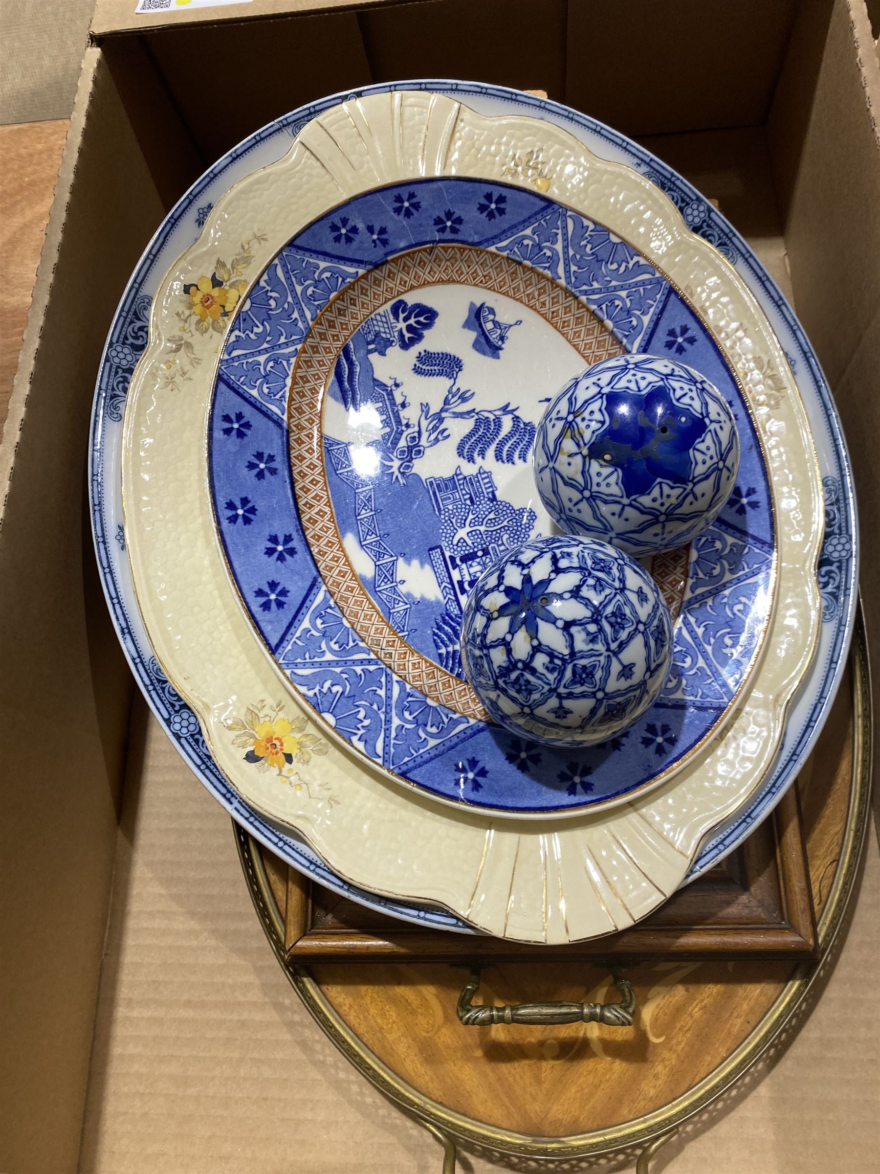 Collection of Booths Real Old Willow pattern, together with other blue and white ceramics etc, in five boxes  