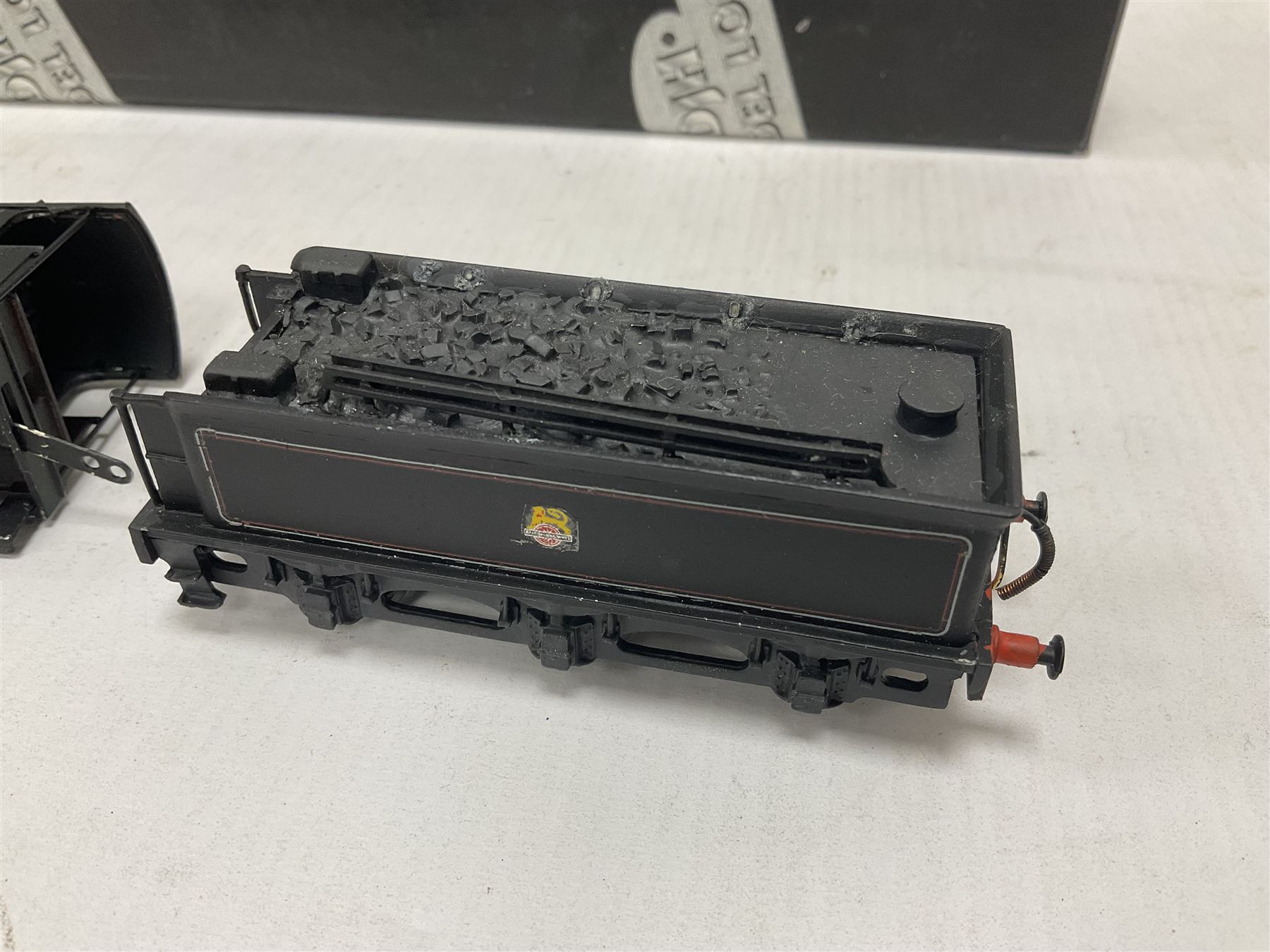 ‘00’ gauge - two kit built steam locomotive and tenders comprising Class 0395 Jumbos 0-6-0 no.30566 finished in BR black; Class C2X Large Vulcans 0-6-0 no.32434 finished in BR black; both with DJH Models boxes (2) 