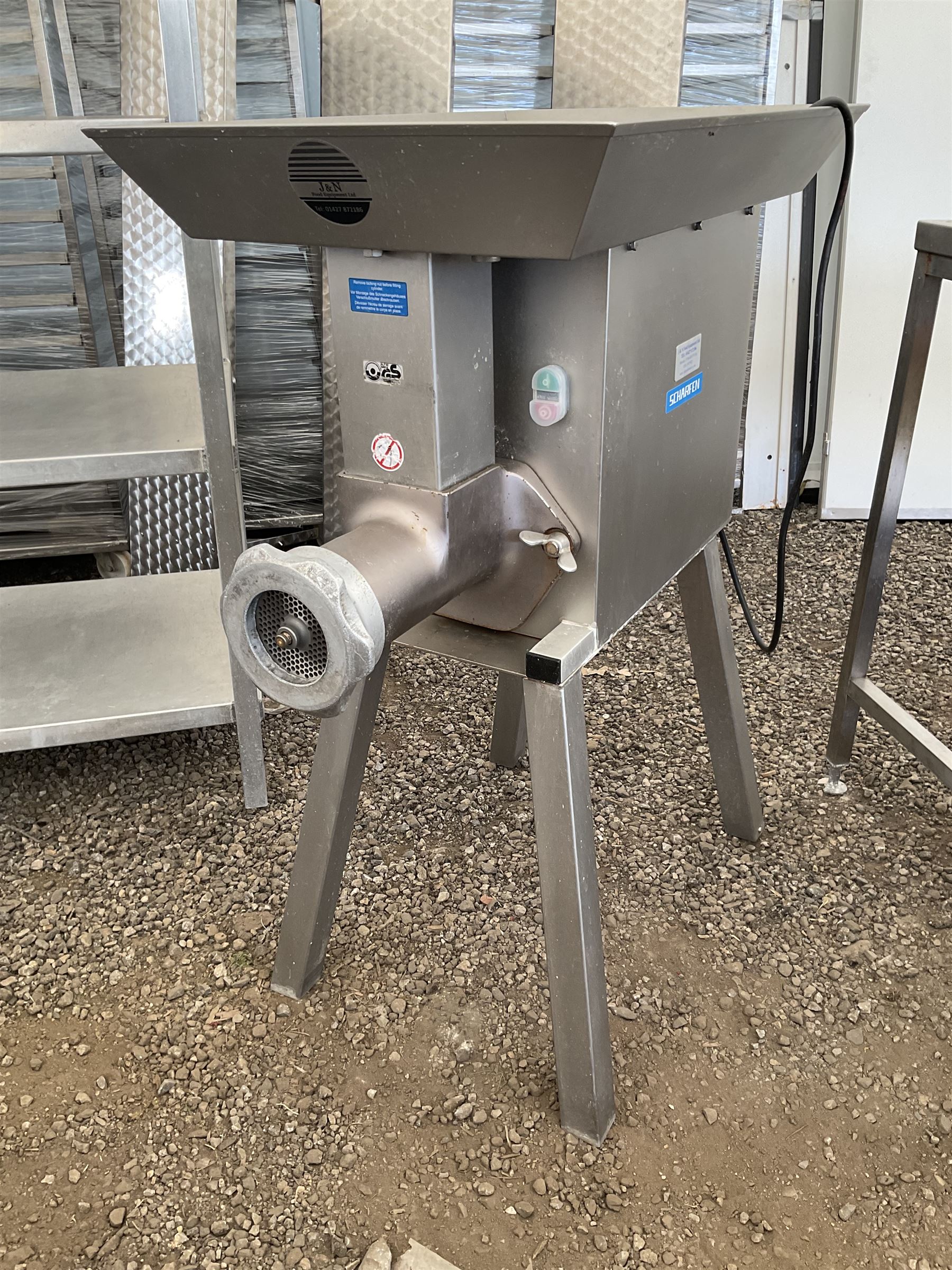 Scharfen XT132 2000W Commercial Mincer - THIS LOT IS TO BE COLLECTED BY APPOINTMENT FROM DUGGLEBY STORAGE, GREAT HILL, EASTFIELD, SCARBOROUGH, YO11 3TX