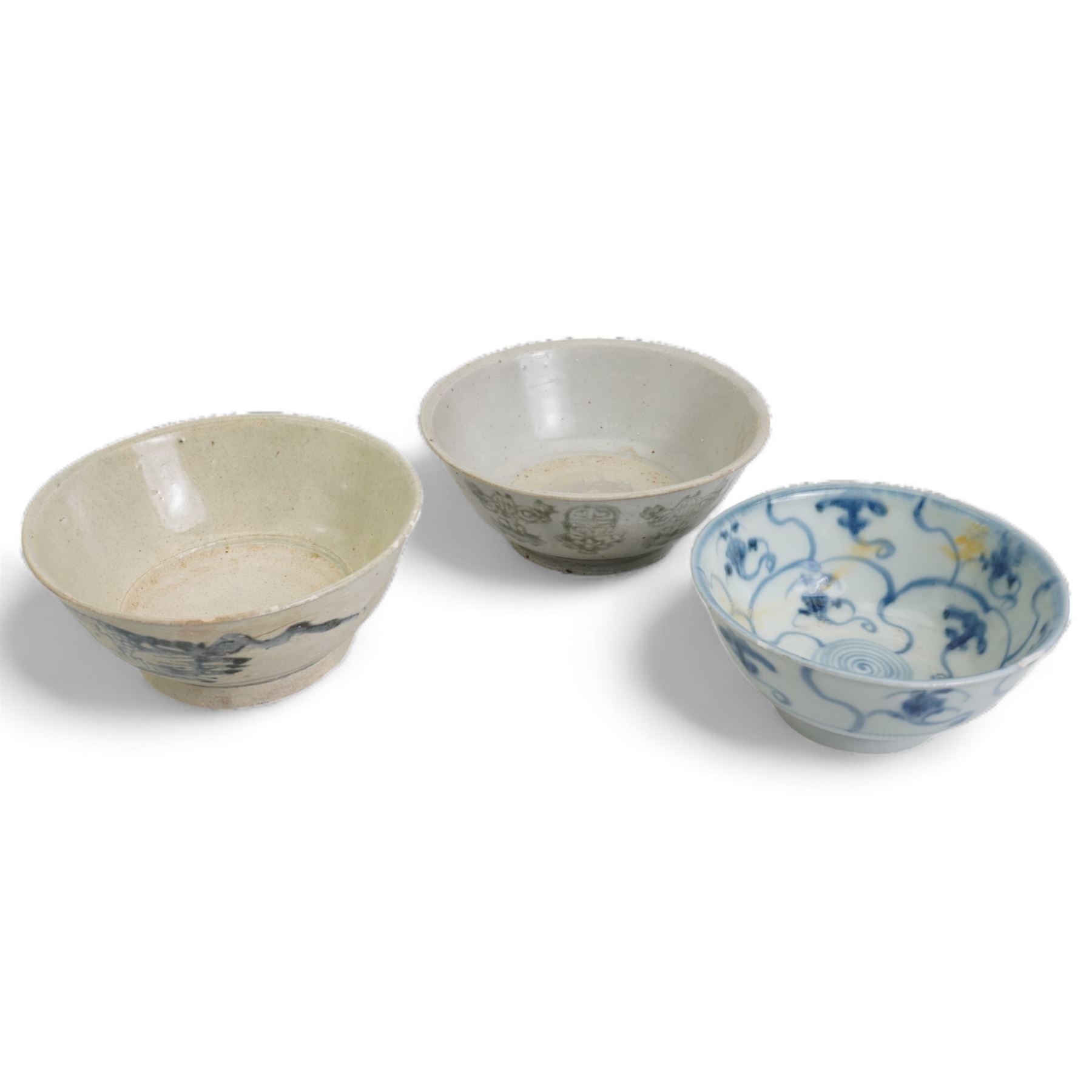 Group of three Chinese blue and white porcelain bowls, bearing Tek Sing Treasures, Nagel Auctions labels, D15cm and smaller (3)