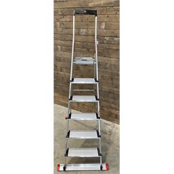 Hailo five rung step ladders